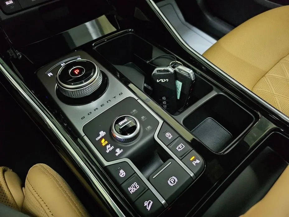 Kia Sorento — фото 3
