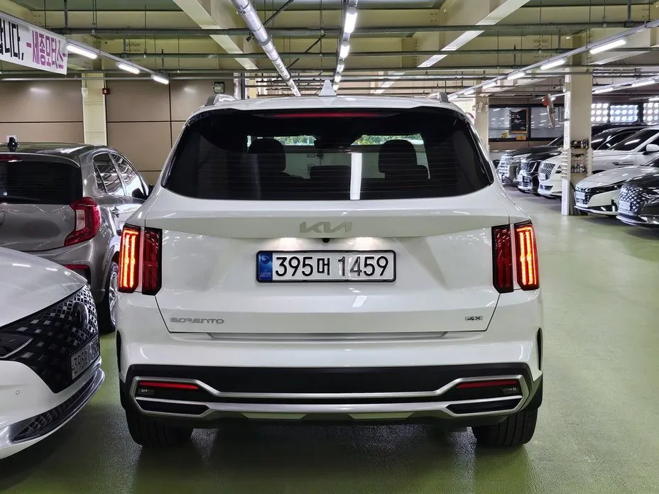 Kia Sorento — фото 10