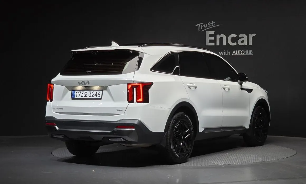 Kia Sorento — фото 5
