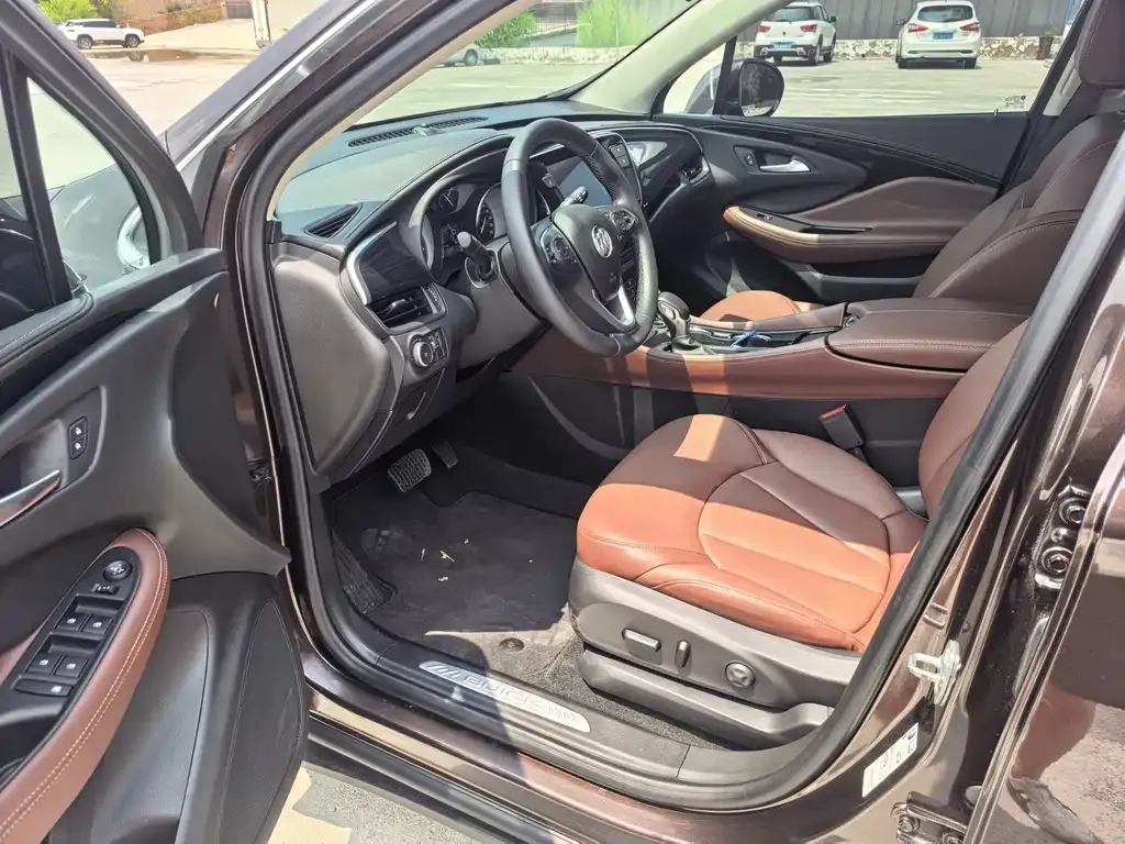 Buick Envision Plus — фото 6
