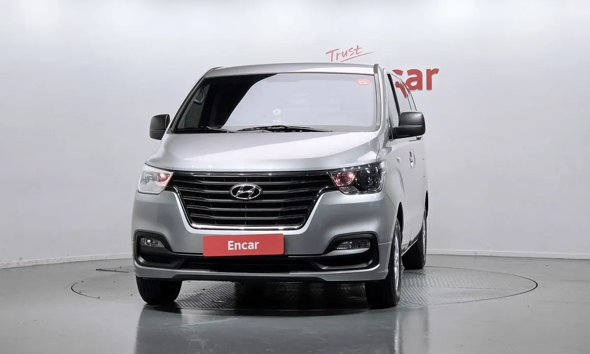 Hyundai Starex — фото 6