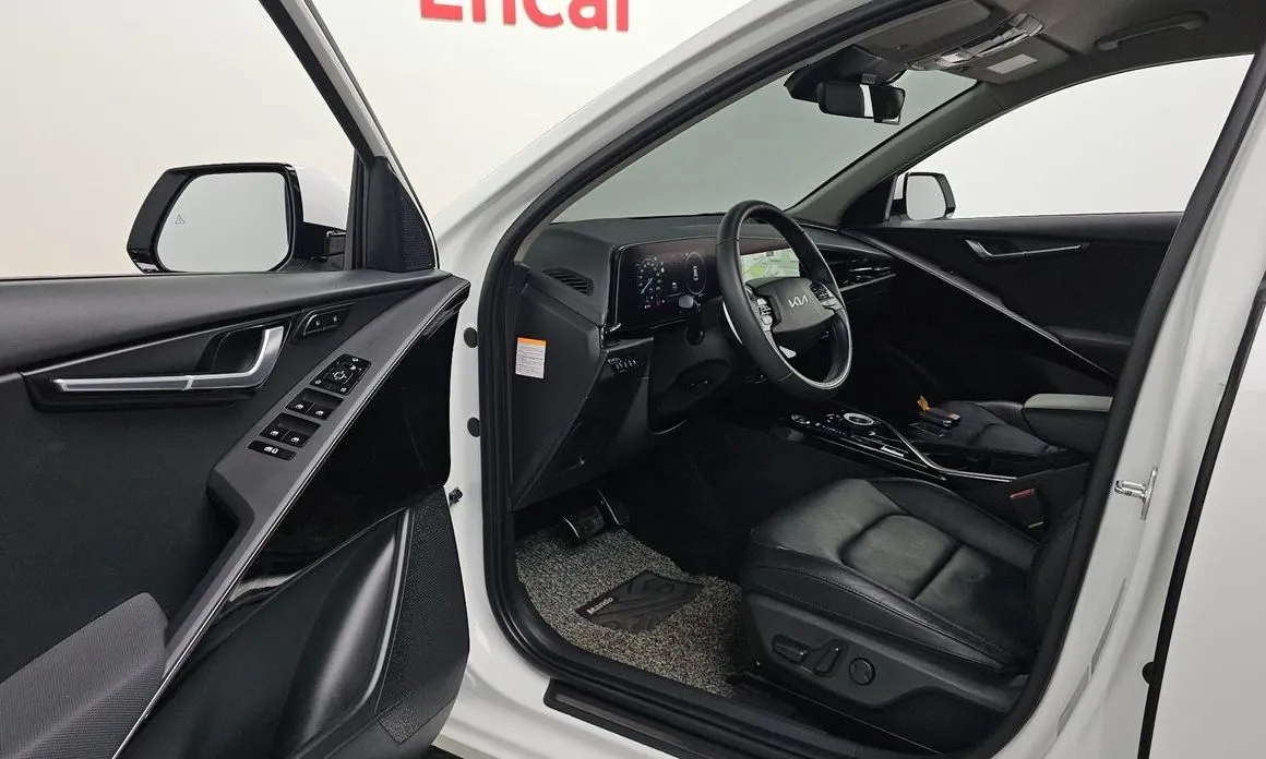 Kia Niro — фото 10