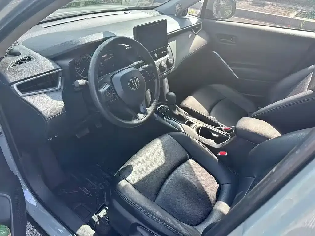 Toyota Corolla Cross — фото 3