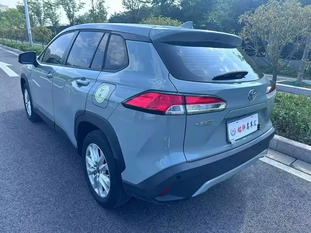 Toyota Corolla Cross — фото 10