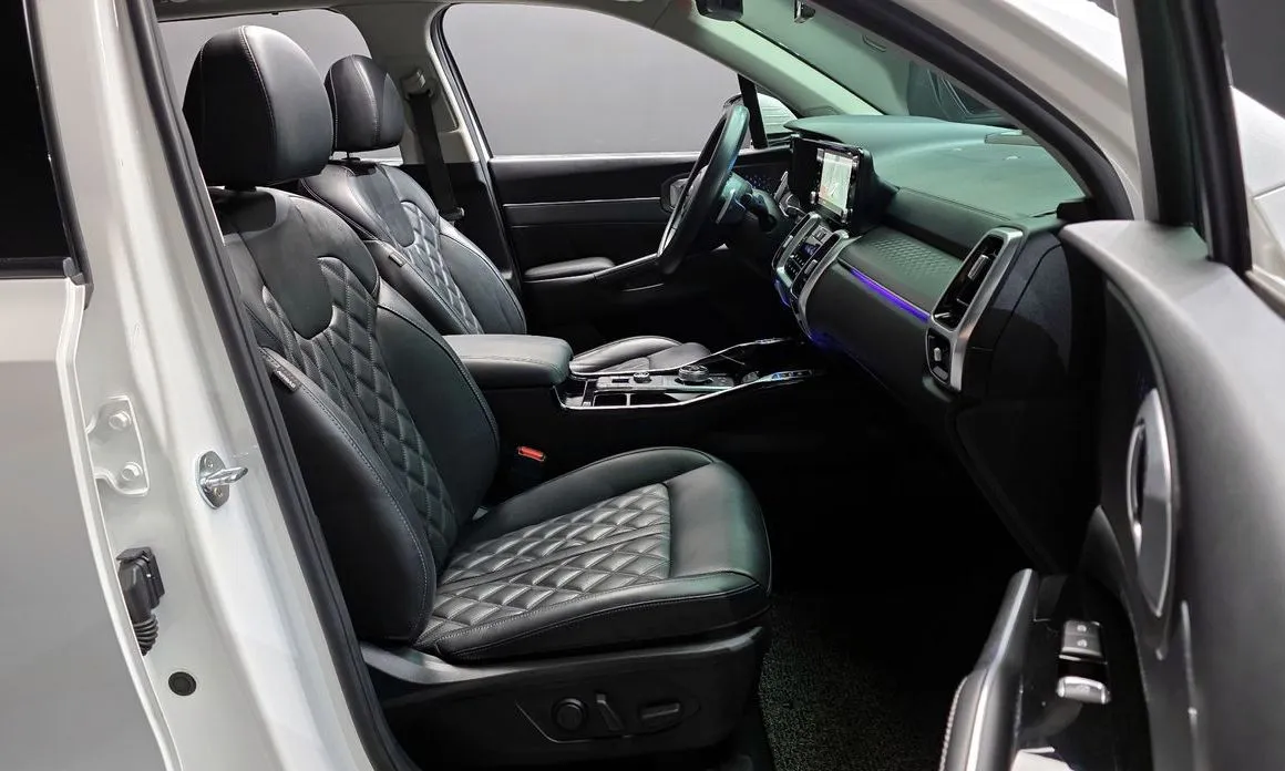 Kia Sorento — фото 10