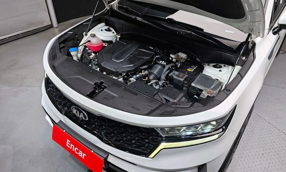 Kia Sorento — фото 9