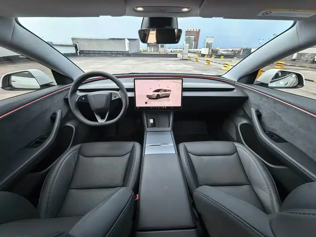 Tesla Model 3 — фото 8
