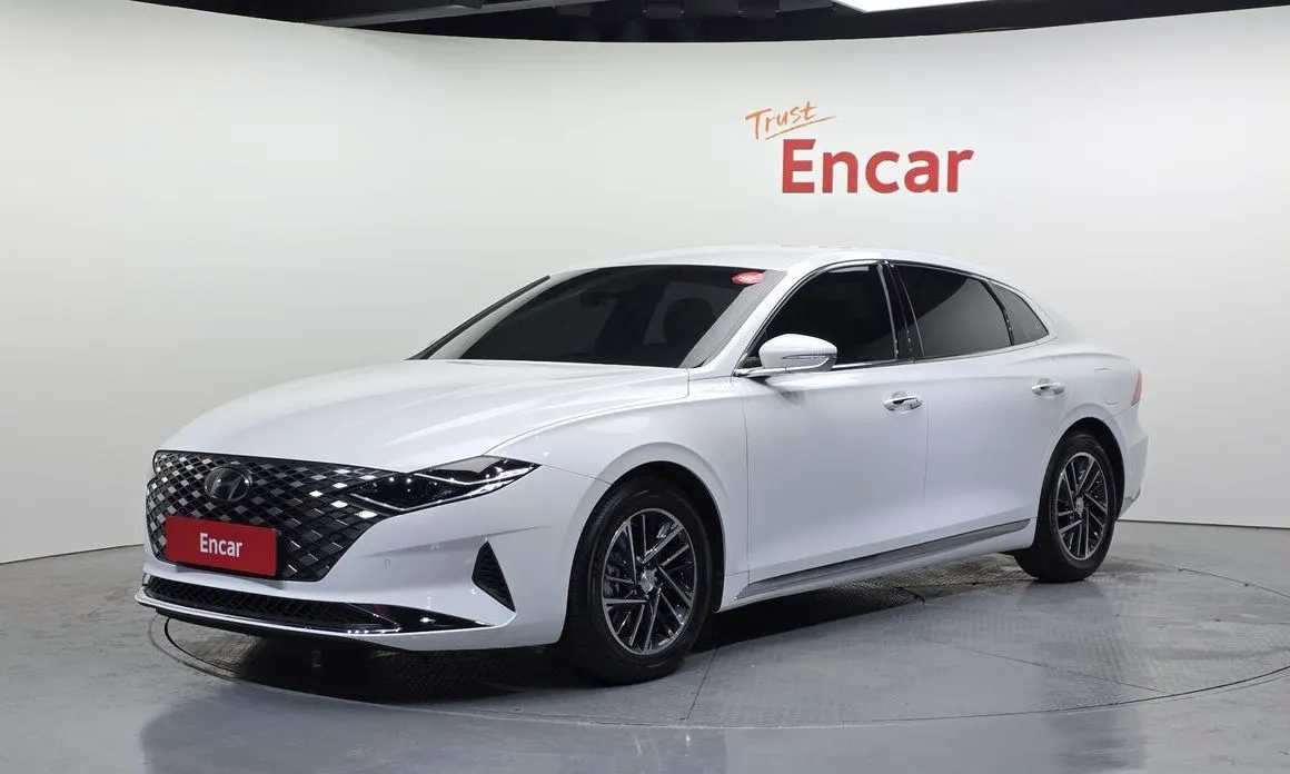 Hyundai Grandeur — фото 1