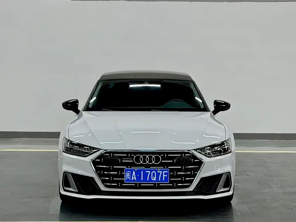 Audi A7L — фото 8