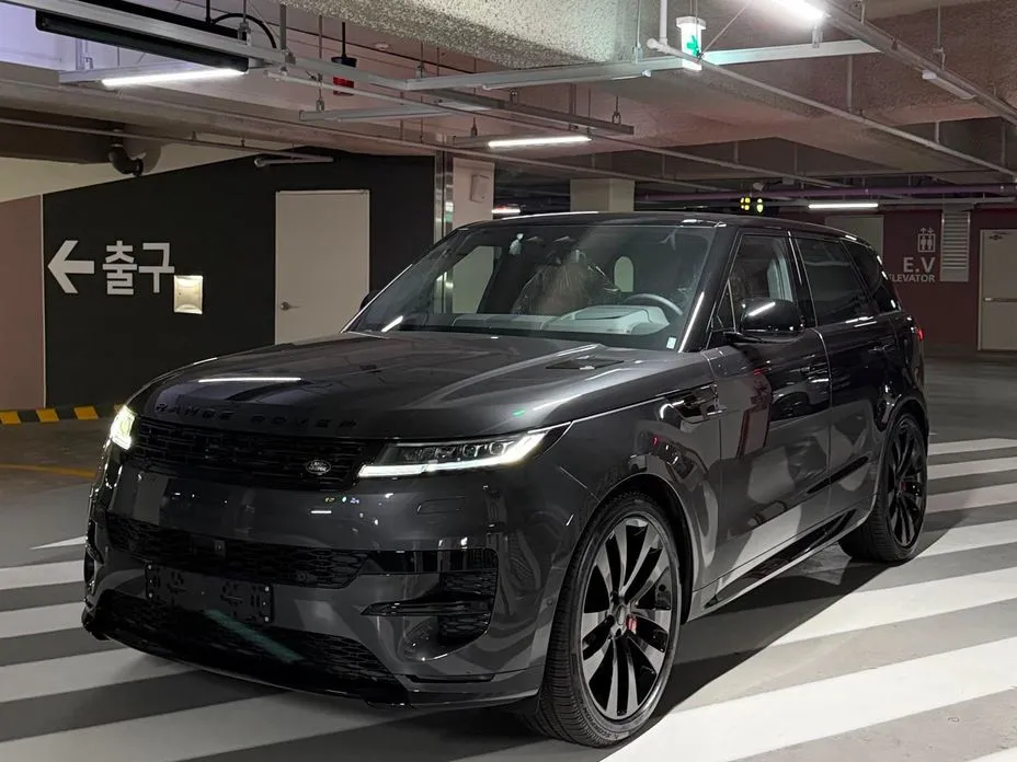 Land Rover Range Rover Sport — фото 1