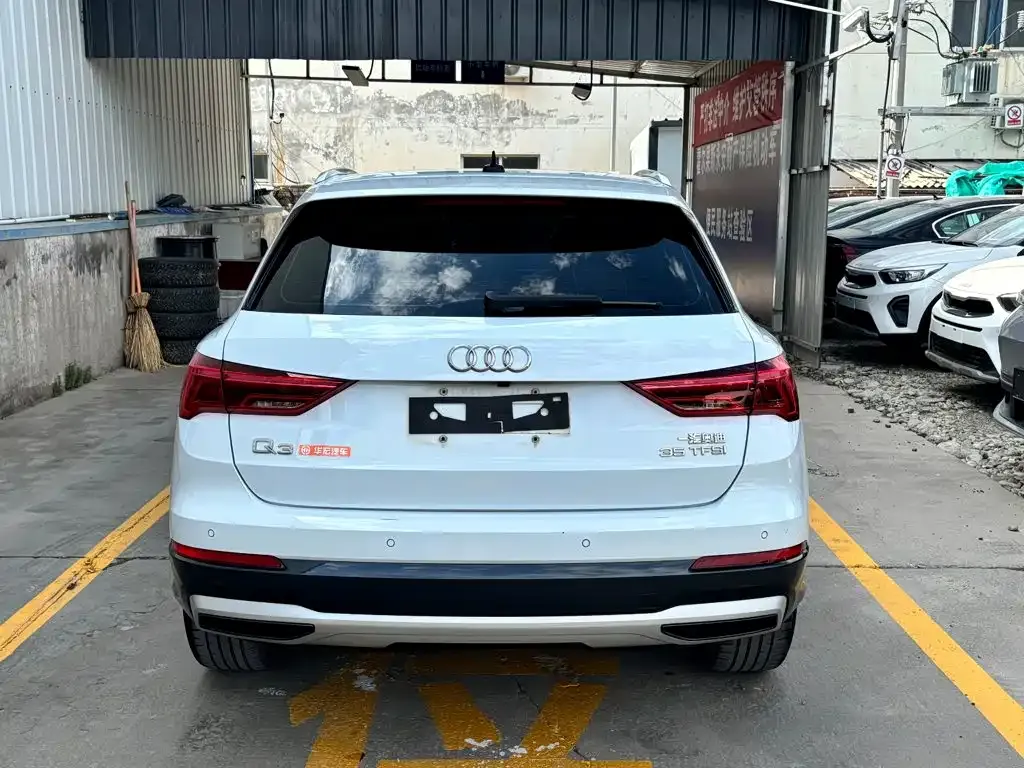 Audi Q3 — фото 8