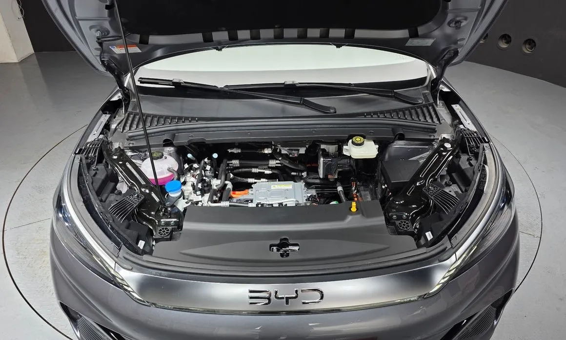 BYD Atto 3 — фото 10