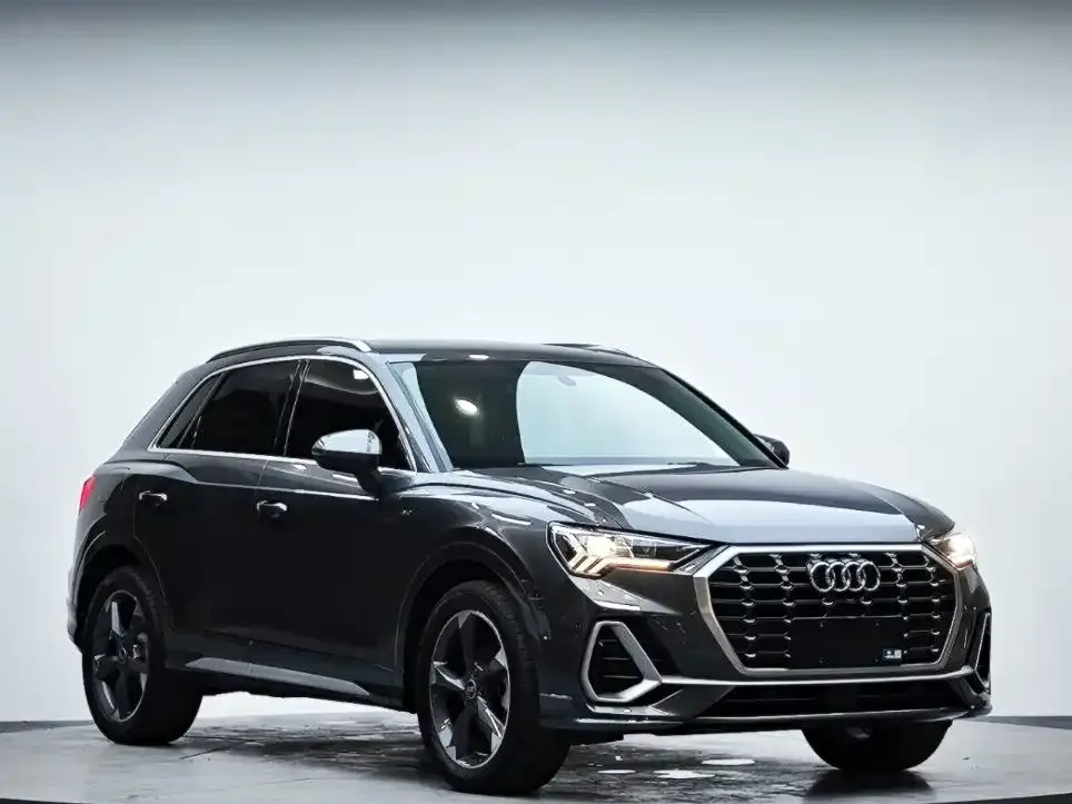 Audi Q3 — фото 3