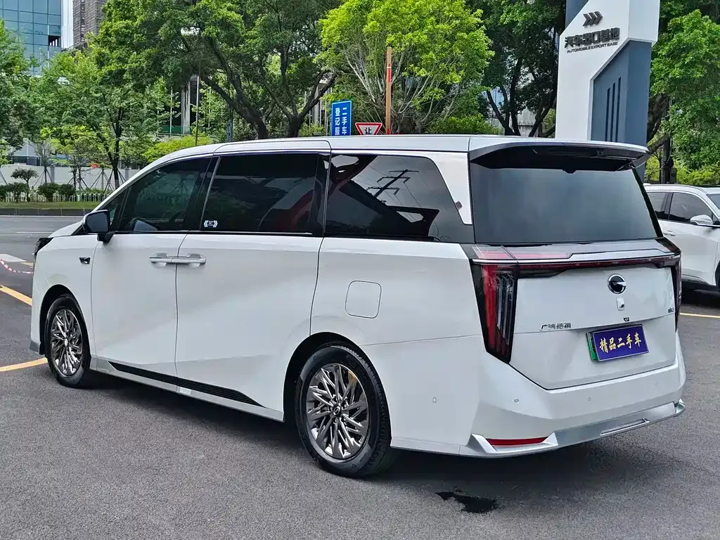 GAC Motor Trumpchi M8 — фото 5
