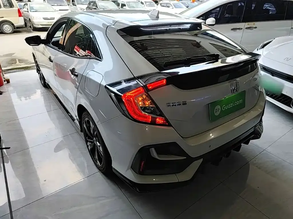 Honda Civic — фото 9