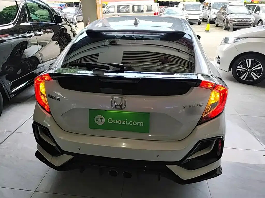 Honda Civic — фото 7