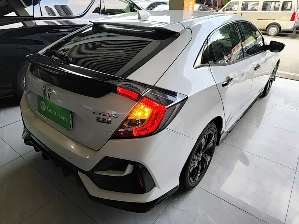 Honda Civic — фото 5