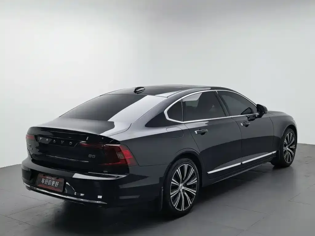 Volvo S90 — фото 3