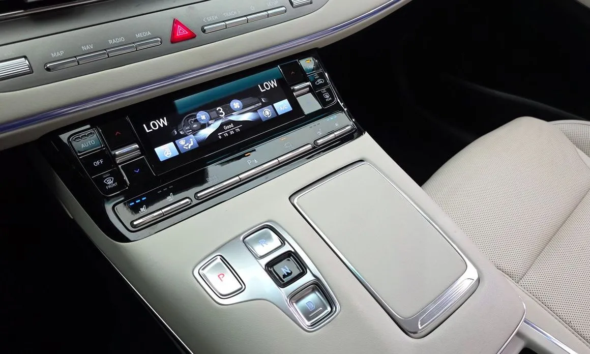 Hyundai Grandeur — фото 10