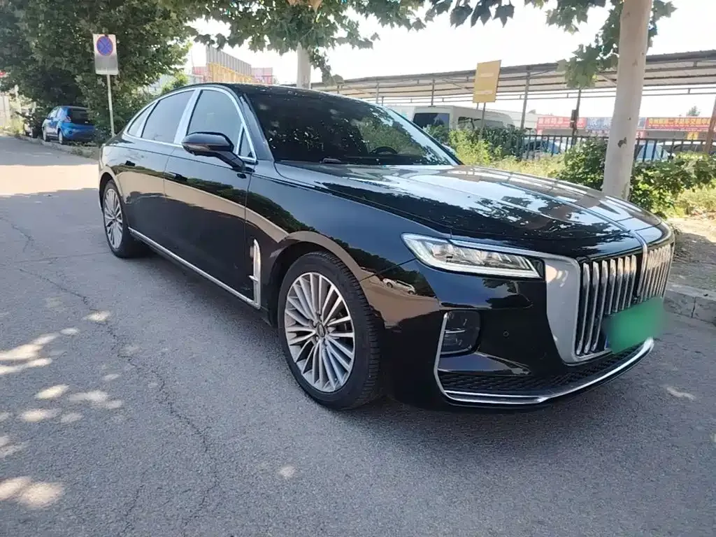 Hongqi H9 — фото 10