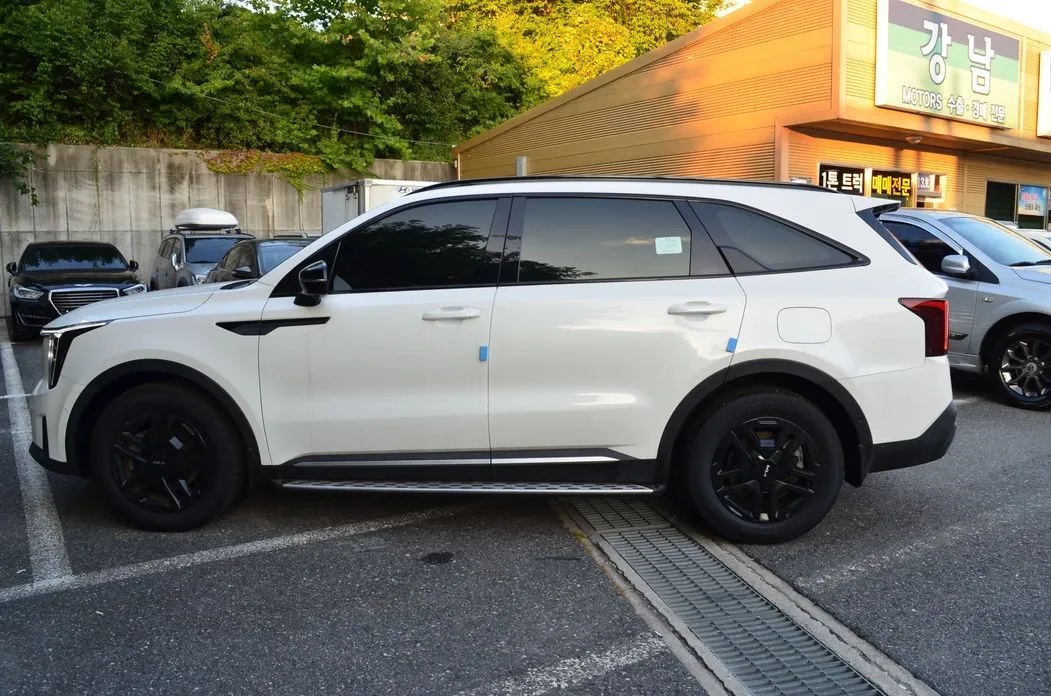 Kia Sorento — фото 7