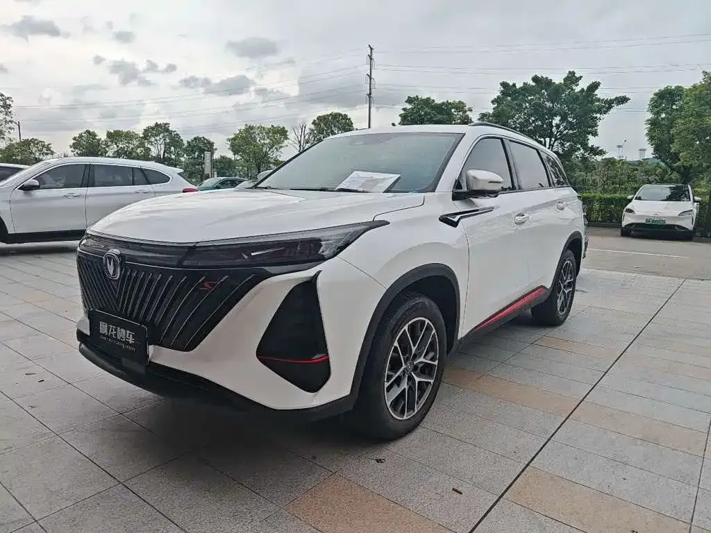 Changan CS75PLUS — фото 1