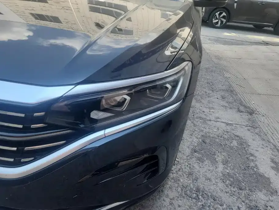 Volkswagen Passat — фото 2