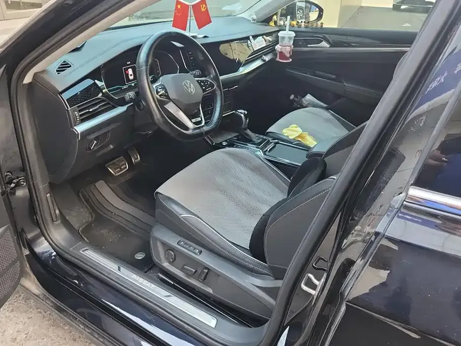 Volkswagen Passat — фото 7
