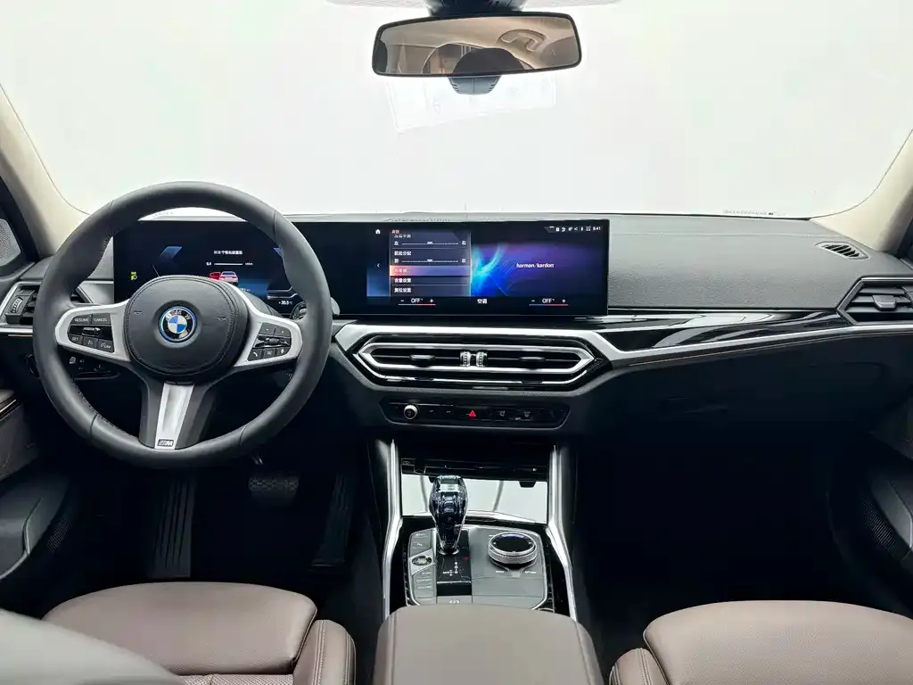 BMW i3 — фото 4