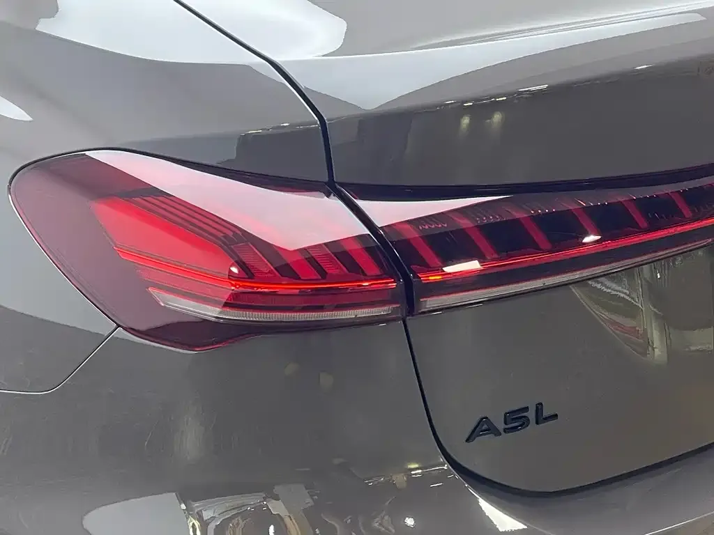 Audi A5L — фото 7