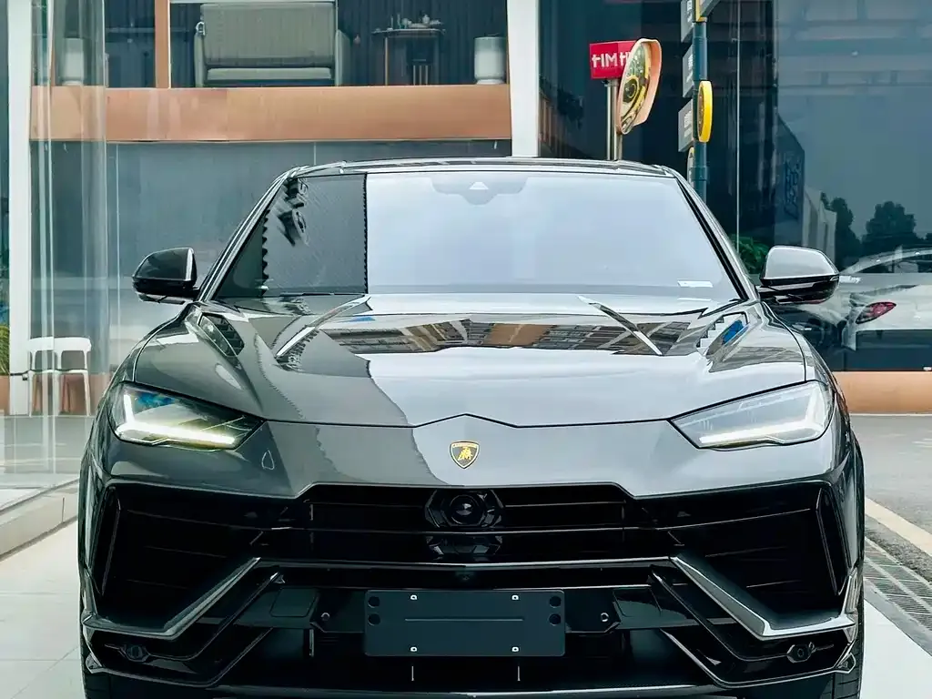 Lamborghini Urus — фото 3