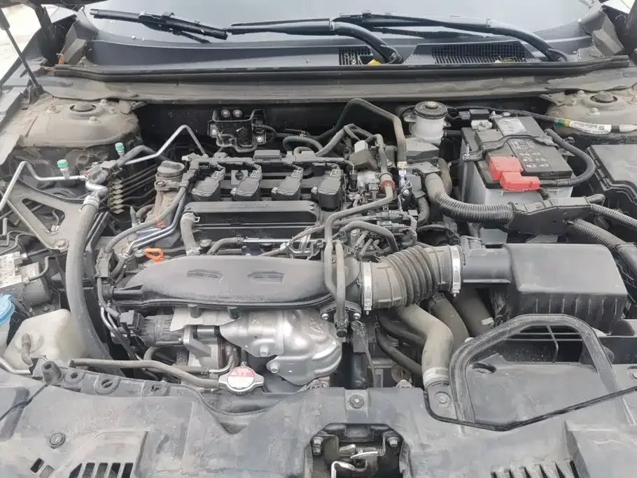 Honda Accord — фото 9