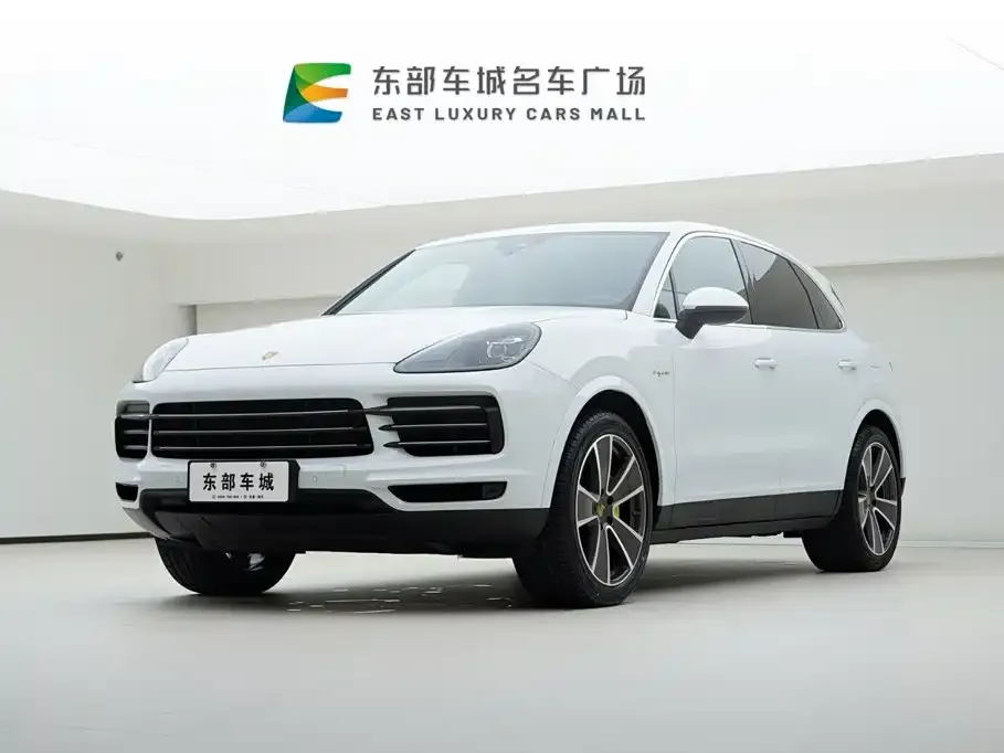 Porsche Cayenne Hybrid — фото 1