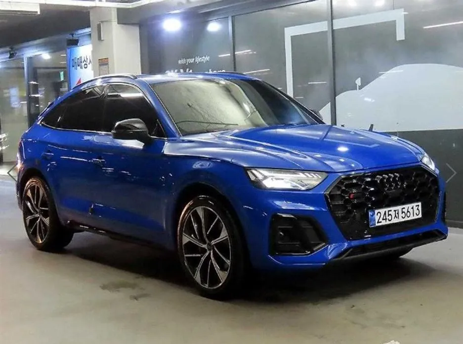 Audi SQ5 — фото 1
