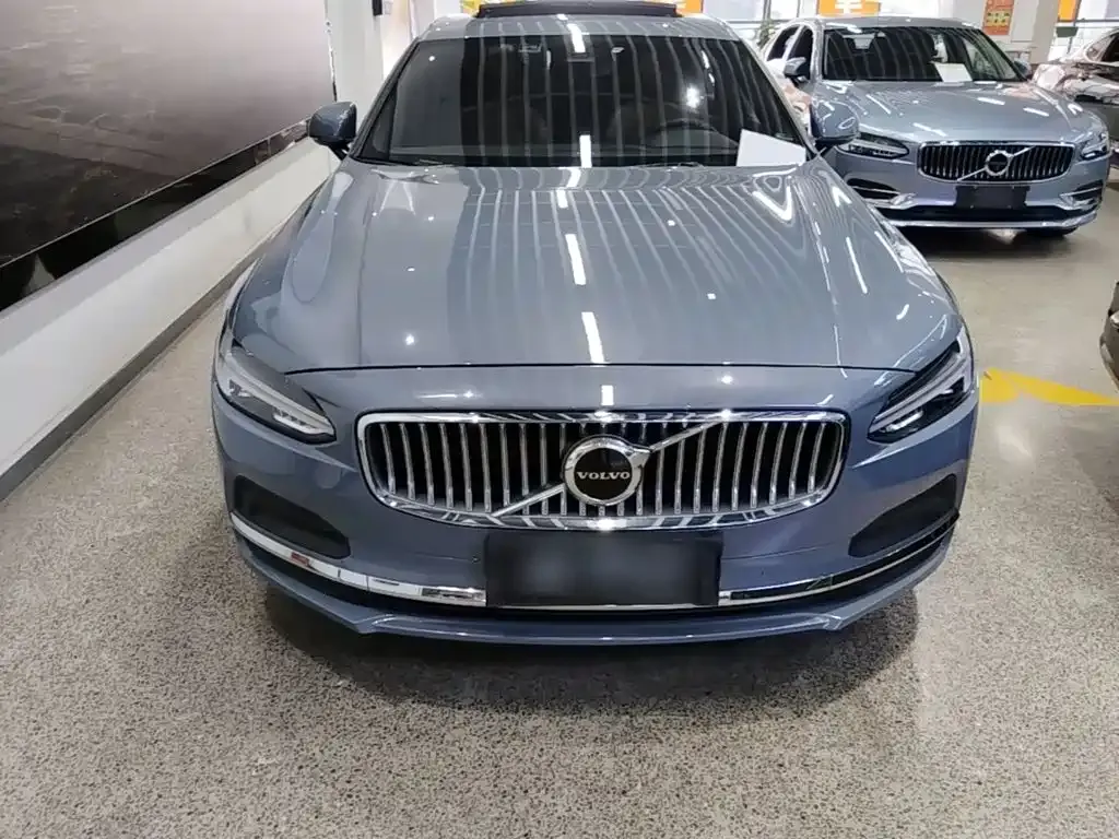 Volvo S90 — фото 10