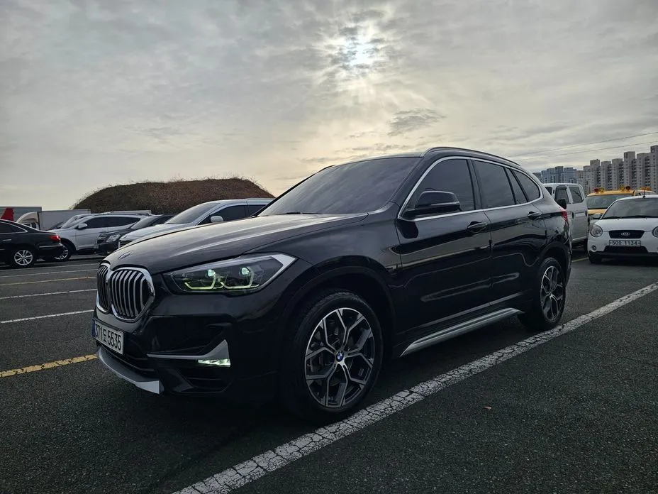 BMW X1 — фото 1