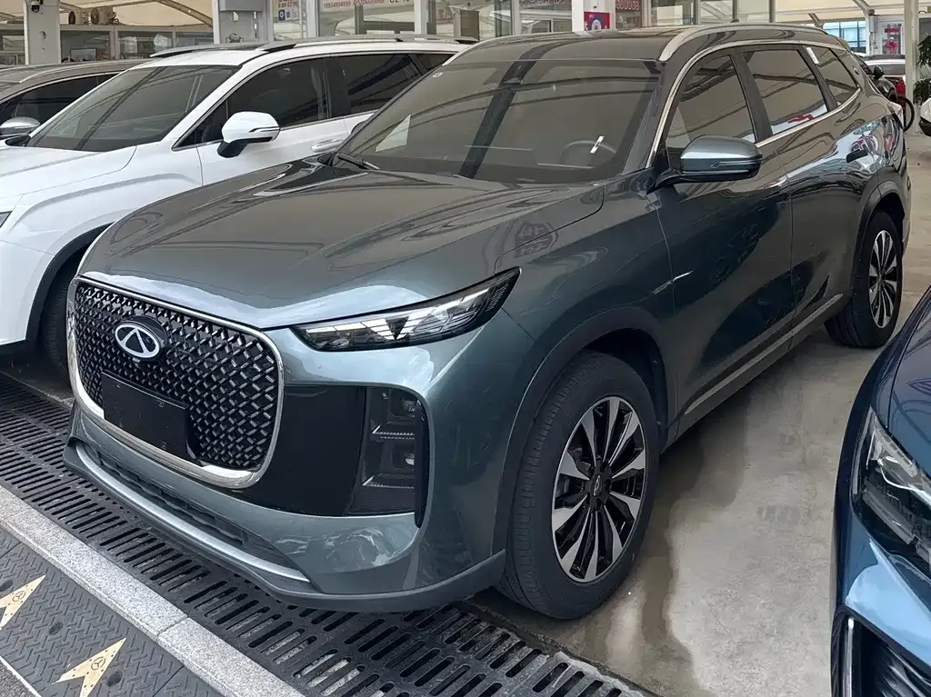 Chery Tiggo 8 PLUS — фото 1