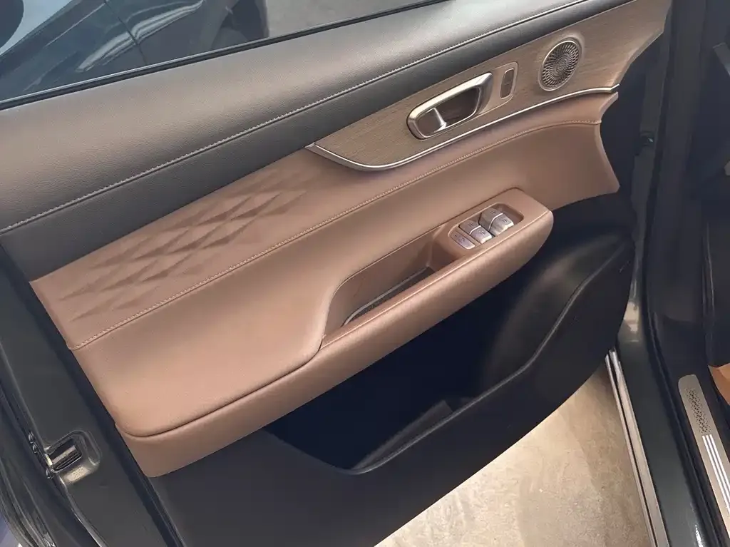 Chery Tiggo 8 PLUS — фото 2
