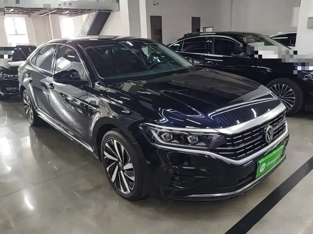 Volkswagen Passat — фото 8