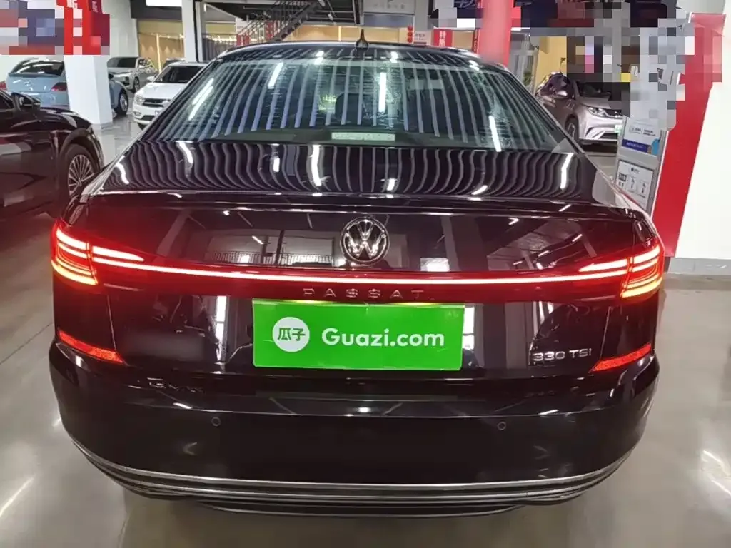 Volkswagen Passat — фото 6