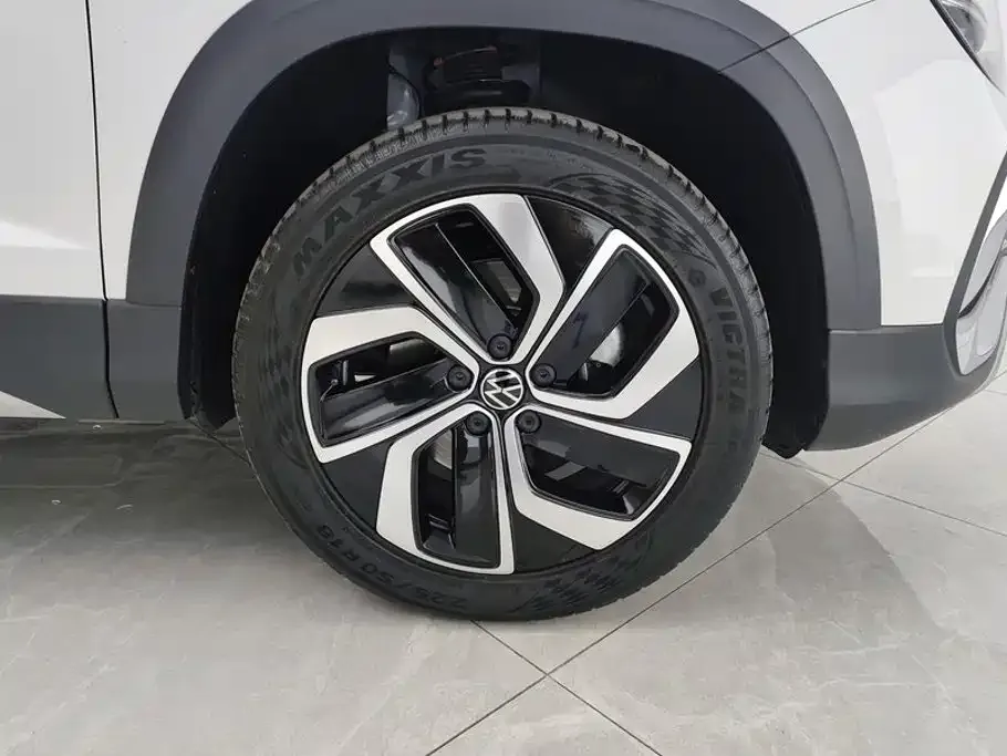 Volkswagen Tharu — фото 9