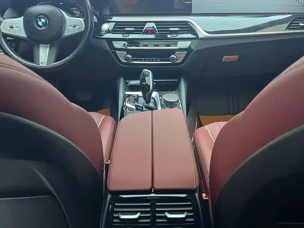 BMW 5 Series — фото 2