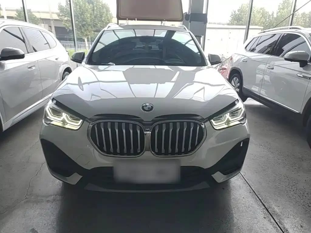 BMW X1 — фото 3