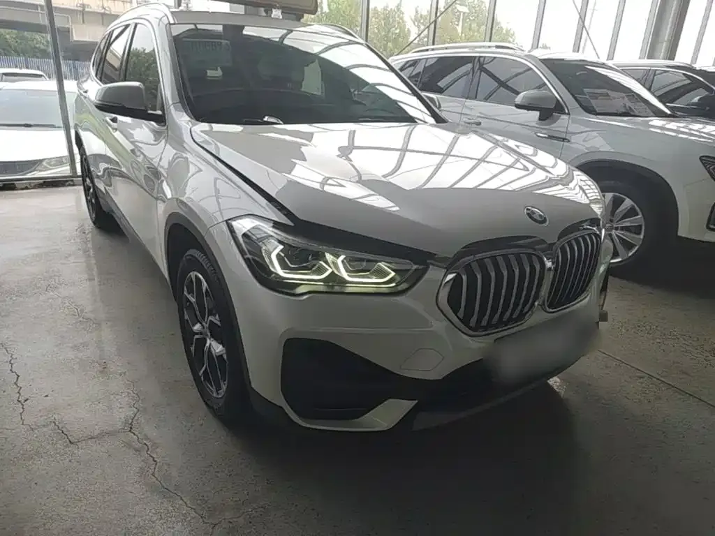BMW X1 — фото 6