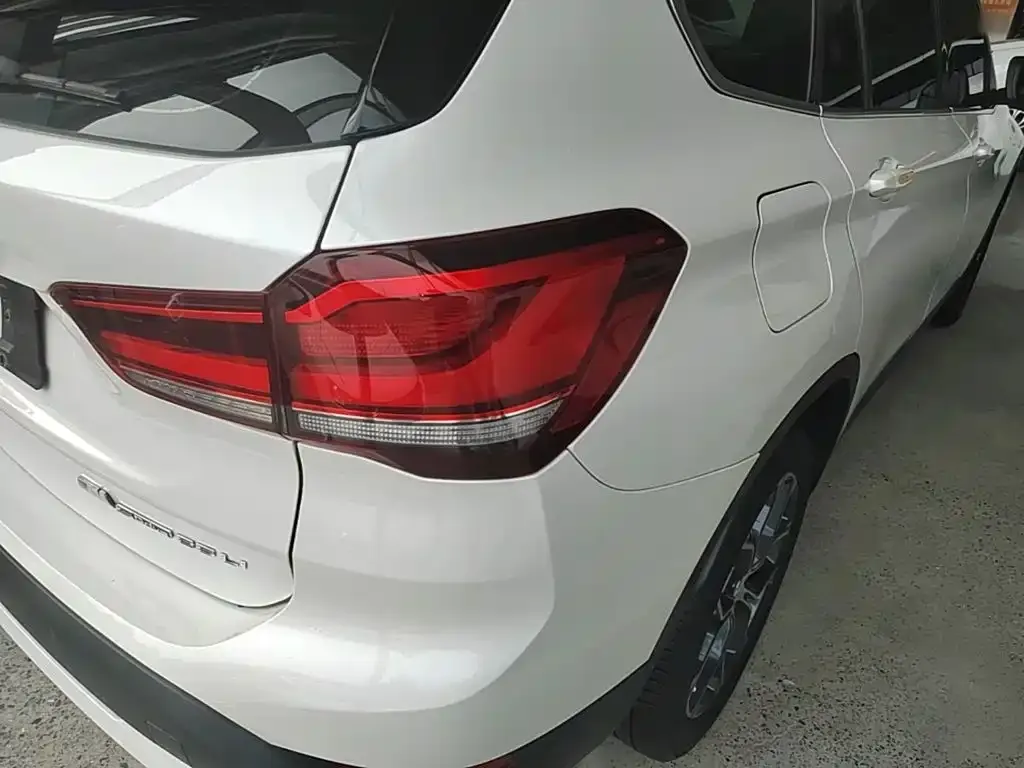 BMW X1 — фото 4