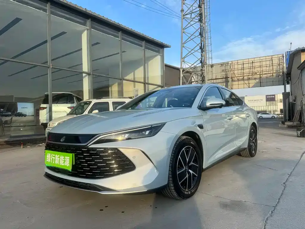 BYD Qin L — фото 1