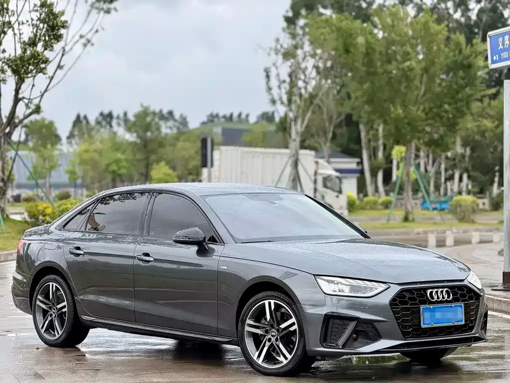 Audi A4L — фото 10