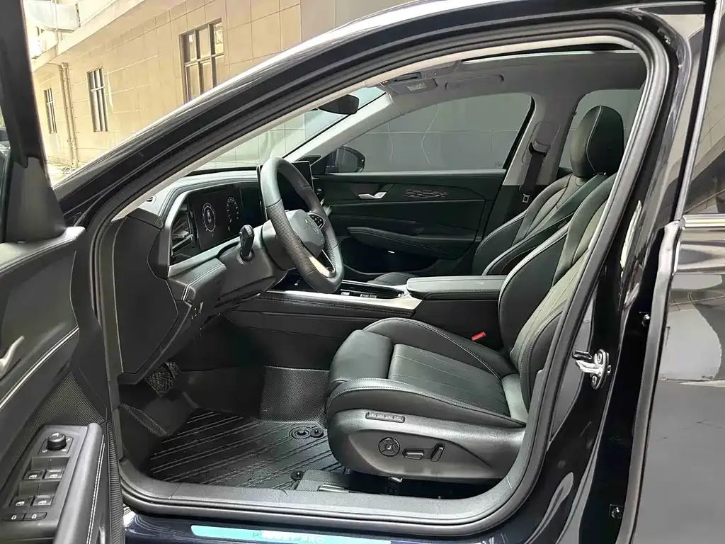 Volkswagen Passat — фото 7