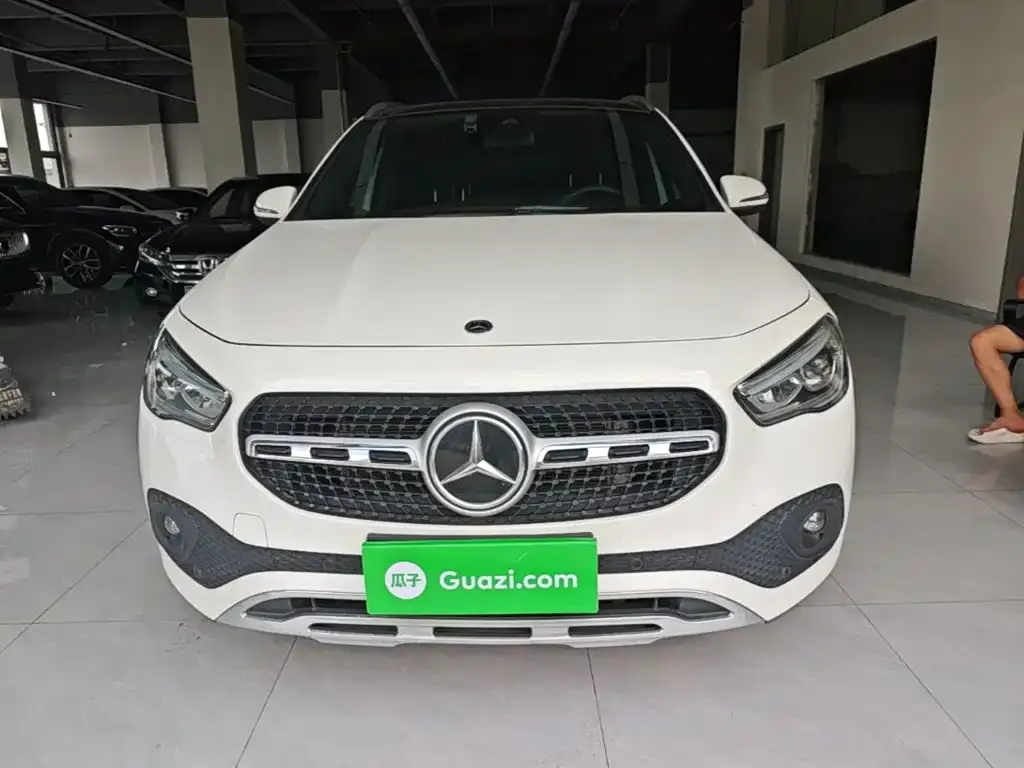 Mercedes-Benz GLA — фото 6