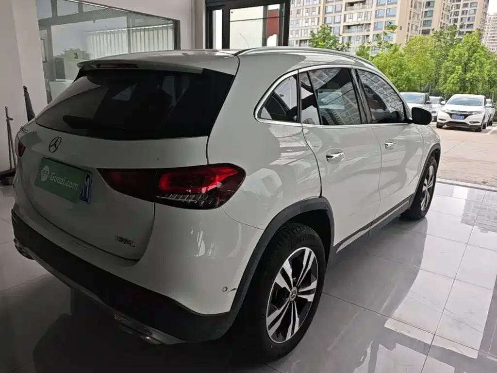Mercedes-Benz GLA — фото 7